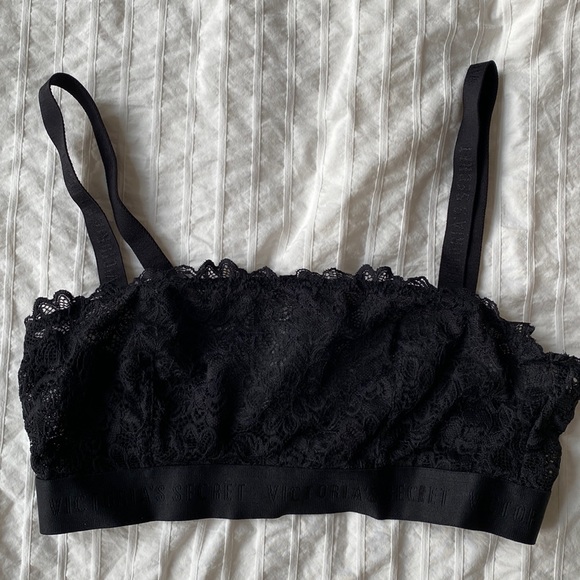 Brand New Victoria Secret Lace Bra - Picture 1 of 6